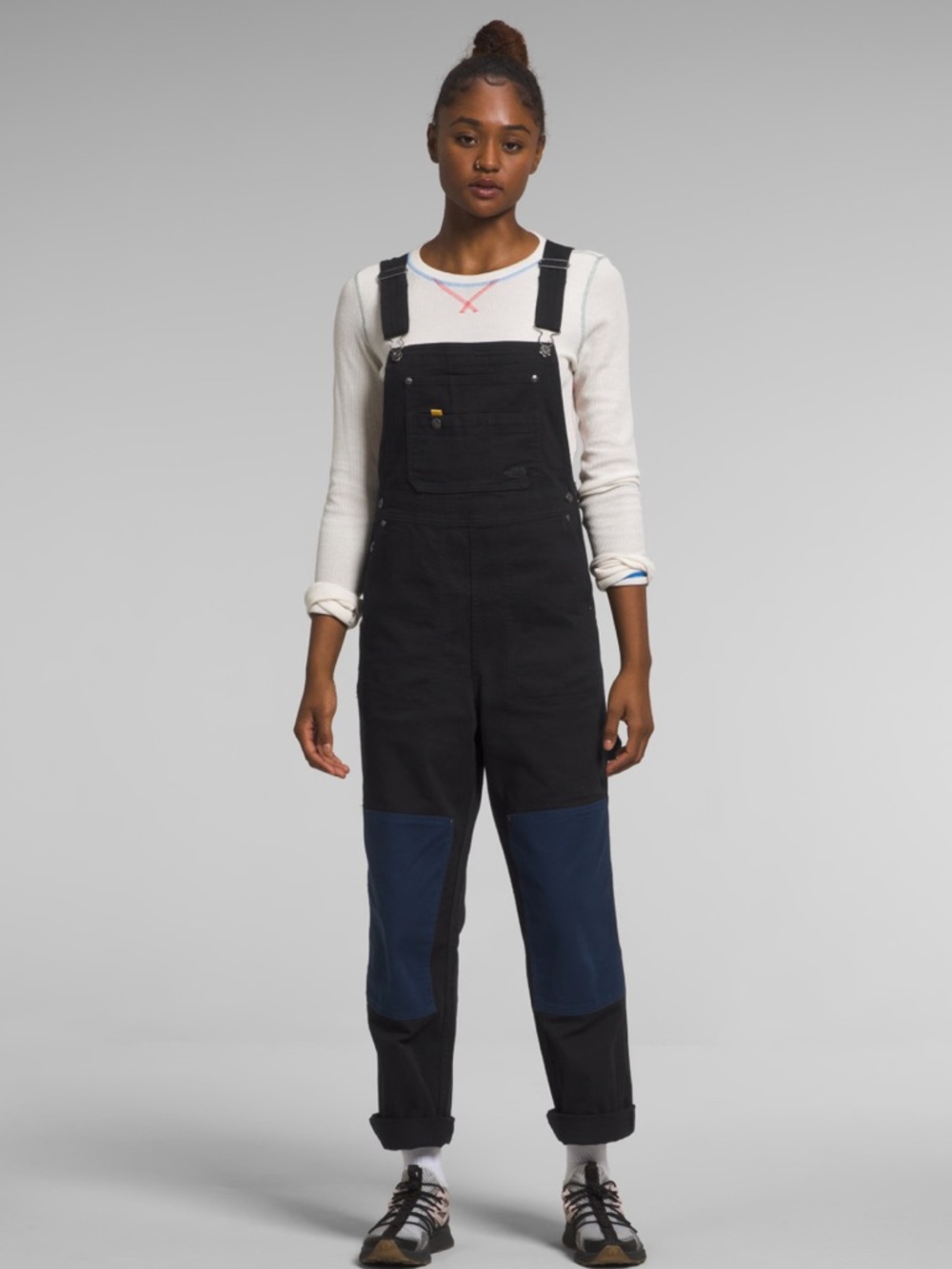 The North Face Women's Field Overalls - new without tags